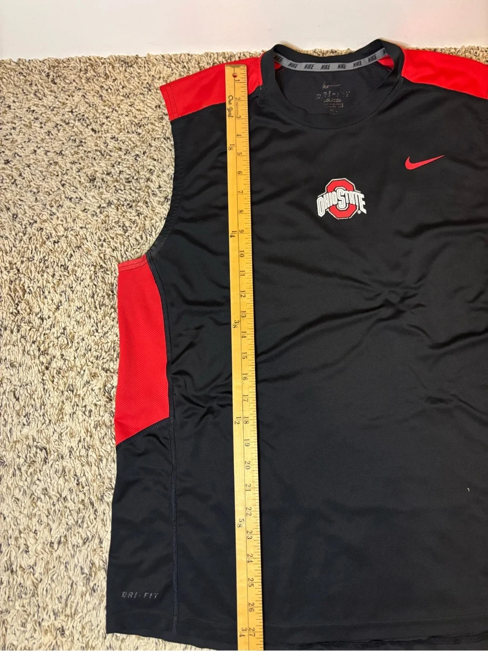 Nike Dri-FIT Ohio State Buckeyes Men’s Large Sleeveless Performance Shirt